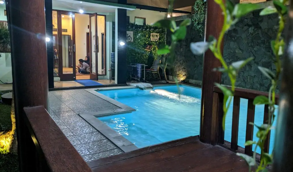 10 villa di batu malang fasilitas private pool yang cocok untuk keluarga kecil